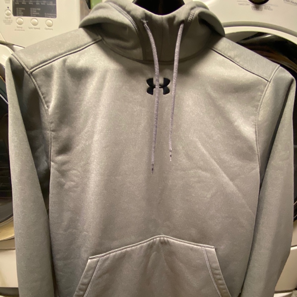 Gray Under Armour Sweatshirt Hoodie size Medium